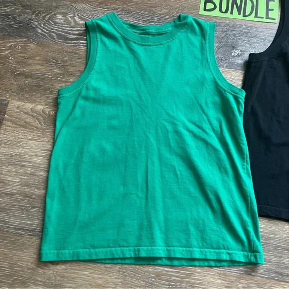 Fruit of the Loom Boys' Green and Black Sleeveless Tops - Picture 2 of 5